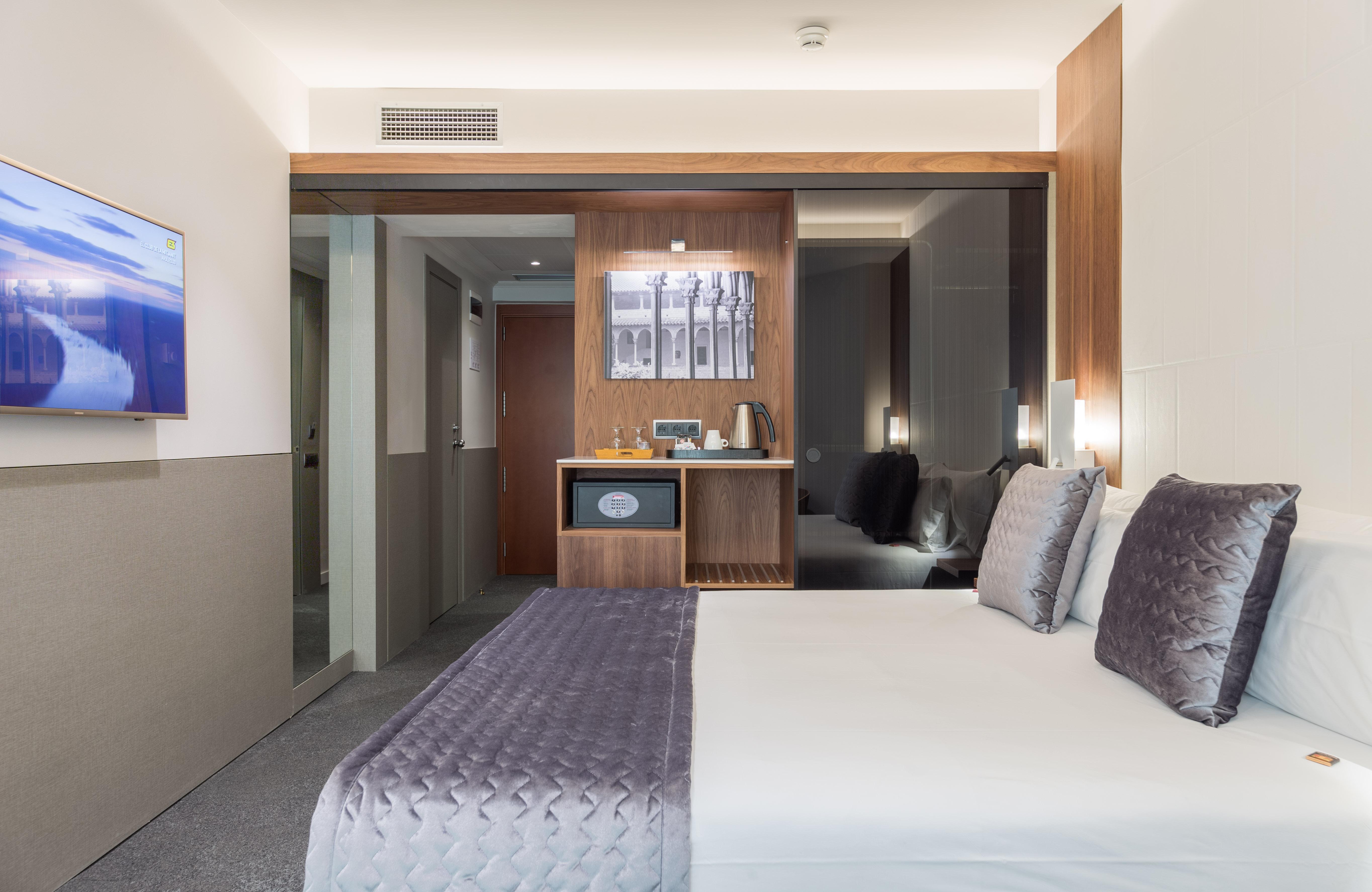 Hotel Western Premier Dante 4*