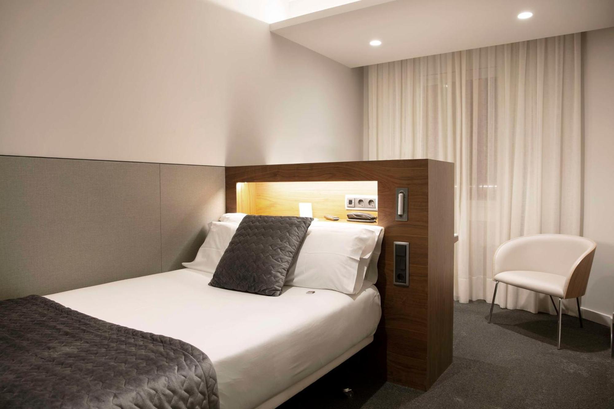 Western Premier Dante Hotel